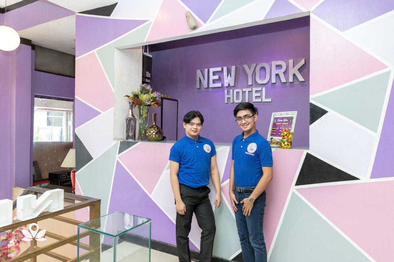 New York Hotel Miami Кесон Сити Екстериор снимка