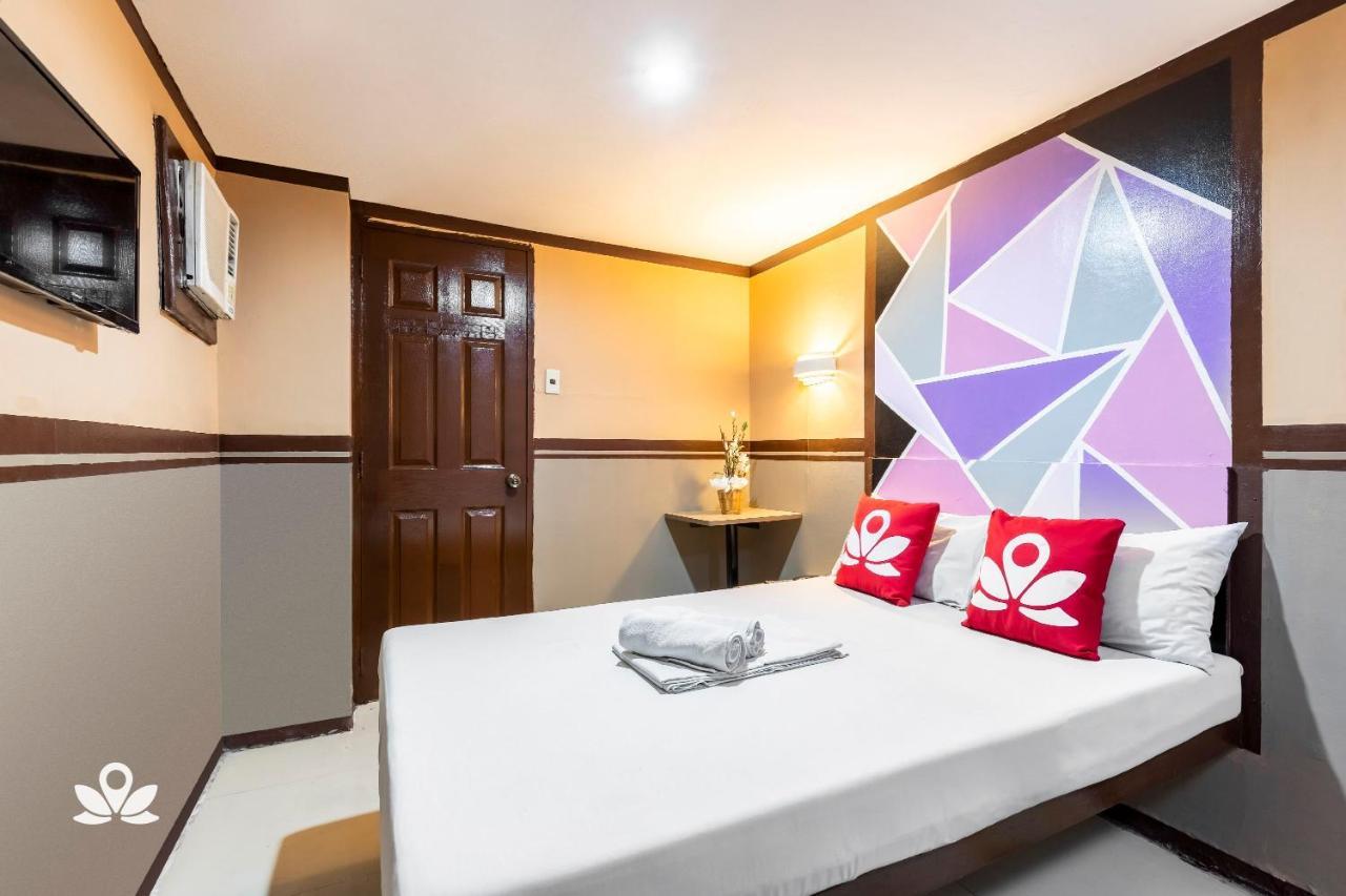 New York Hotel Miami Кесон Сити Екстериор снимка